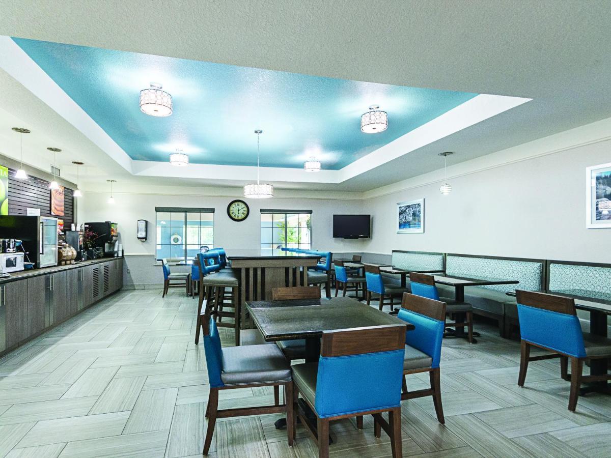 Hotel La Quinta By Wyndham Conroe Exteriér fotografie