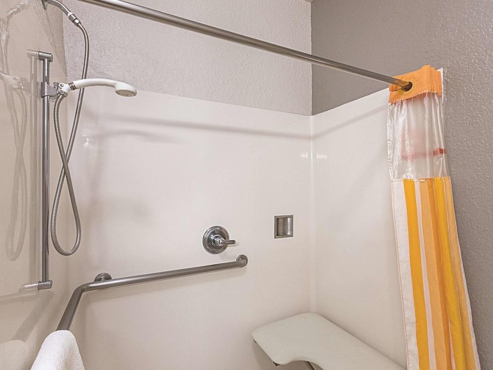Hotel La Quinta By Wyndham Conroe Exteriér fotografie