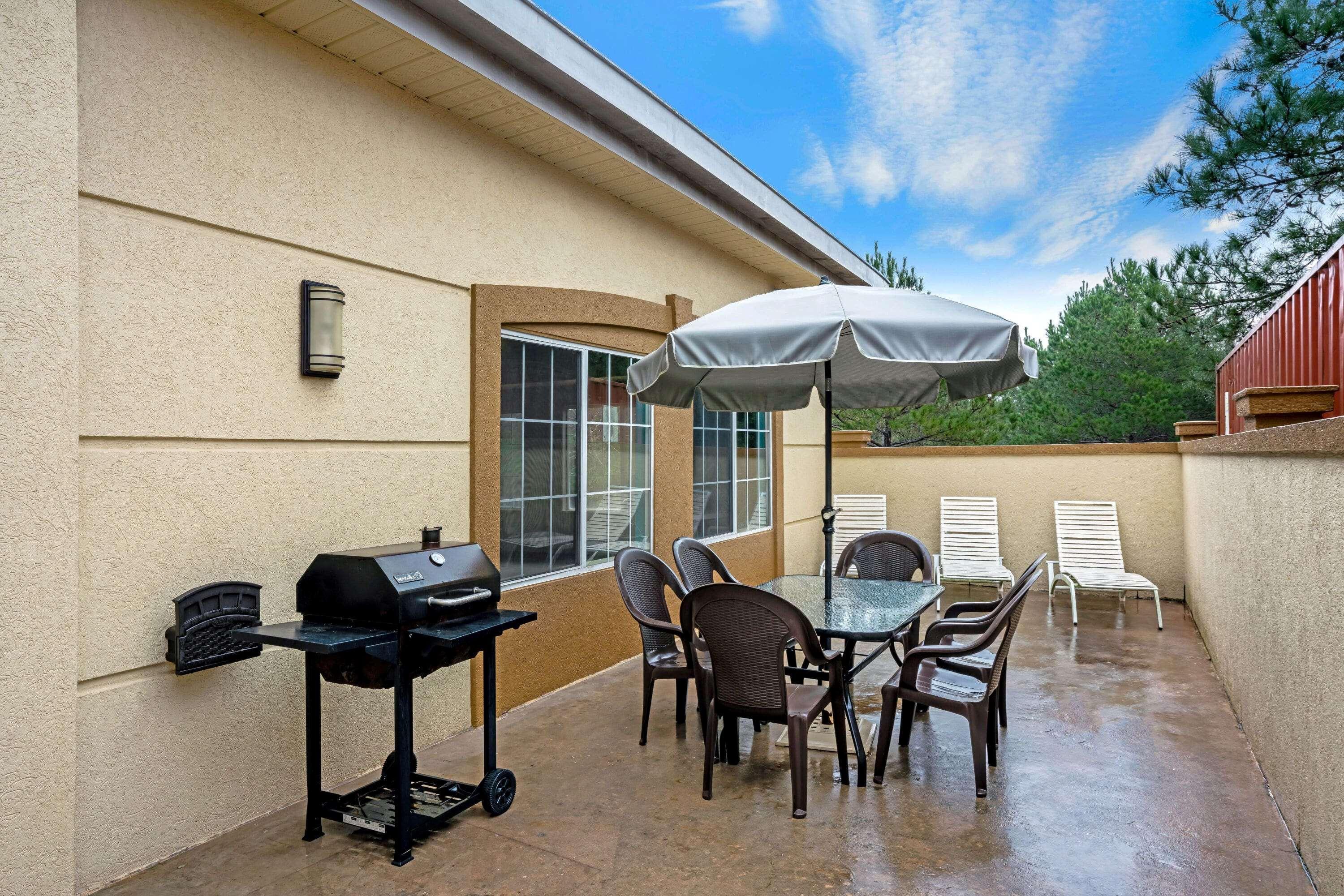Hotel La Quinta By Wyndham Conroe Exteriér fotografie