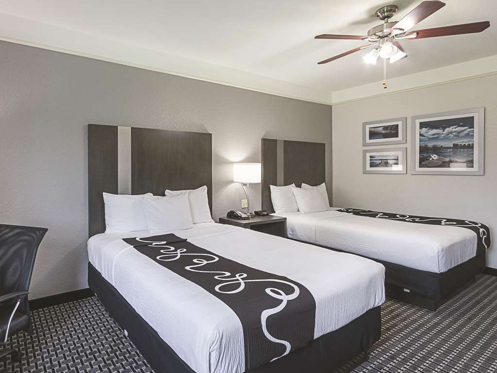 Hotel La Quinta By Wyndham Conroe Pokoj fotografie